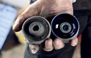 rubber_bushing_vs_whiteline_bushing